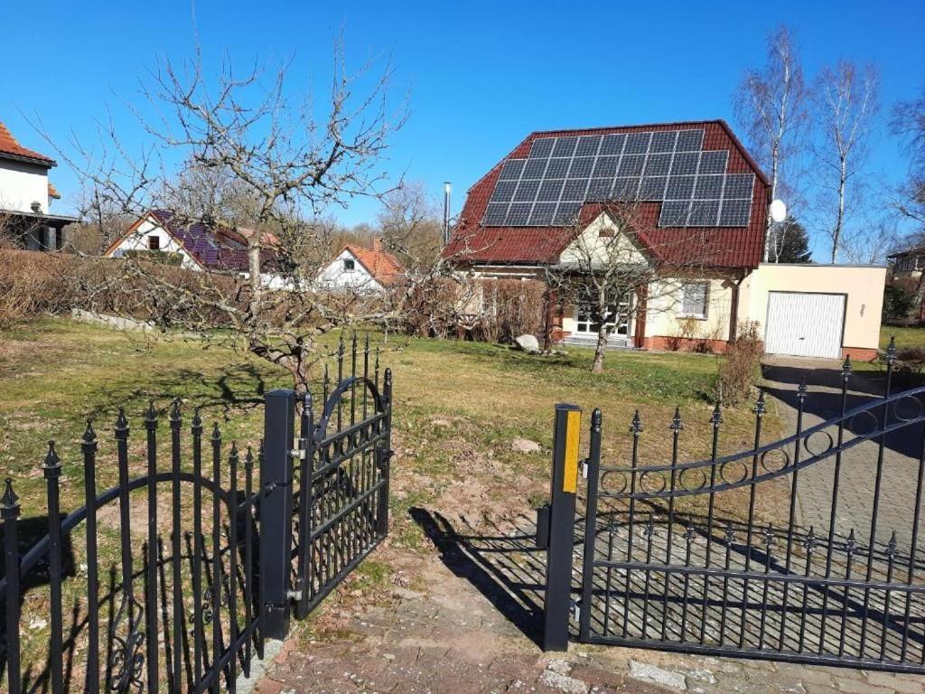 Ferienwohnung Karnitz Im Herzen Von Ruegen Εξωτερικό φωτογραφία