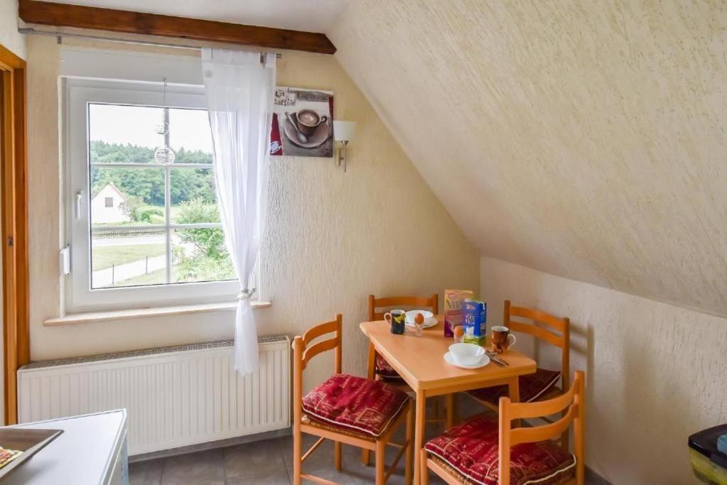 Ferienwohnung Karnitz Im Herzen Von Ruegen Εξωτερικό φωτογραφία